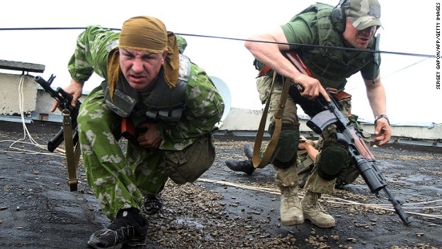 Nga trinh du thao nghi quyet ve Ukraina len Hoi dong bao an hinh anh