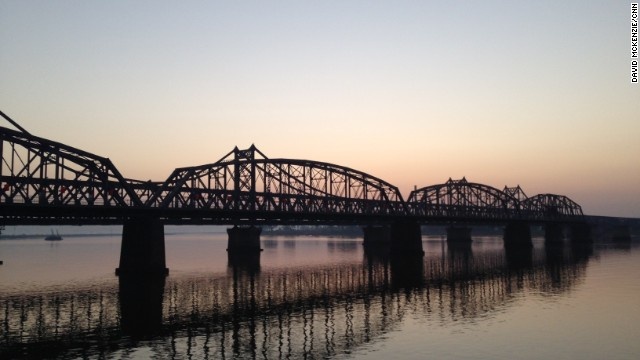 Nhung dieu la tai thanh pho bien gioi Trung – Trieu hinh anh