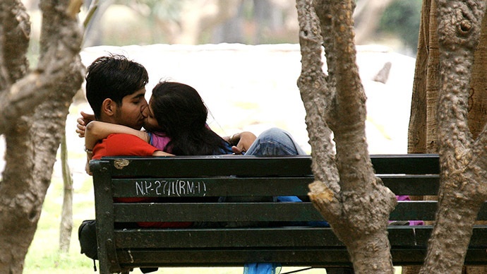 Bieu tinh doi hon bung phat o An Do hinh anh