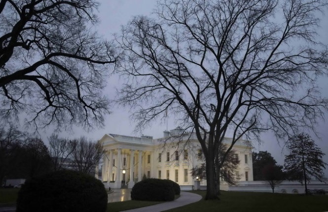 Ha vien My thong qua du luat ngan sach 1.100 ty USD hinh anh