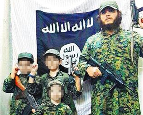 IS day con tra tan no le tinh duc sau khi cuong hiep hinh anh