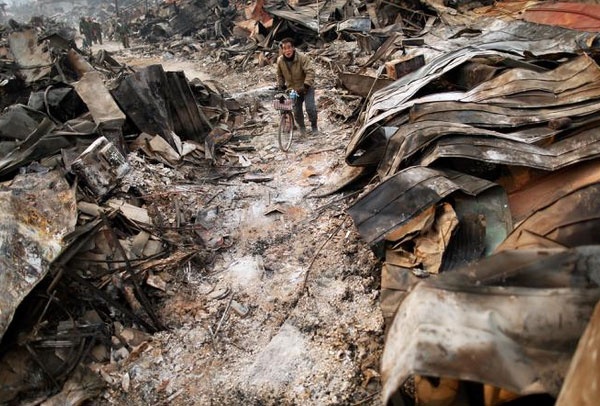 Canh hoang tan, do nat trong tham hoa kep o Nhat hinh anh