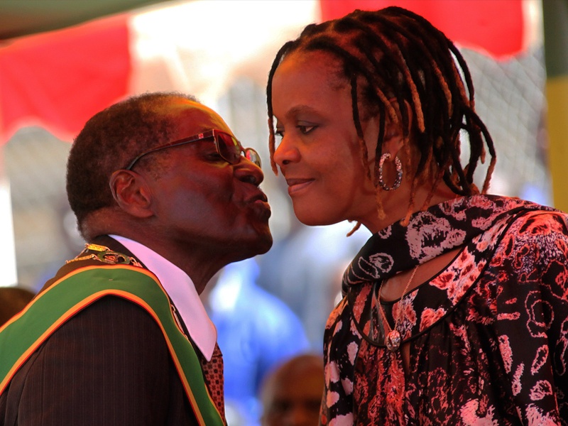 Chuyen tinh ‘ong chau’ cua vi tong thong 91 tuoi hinh anh