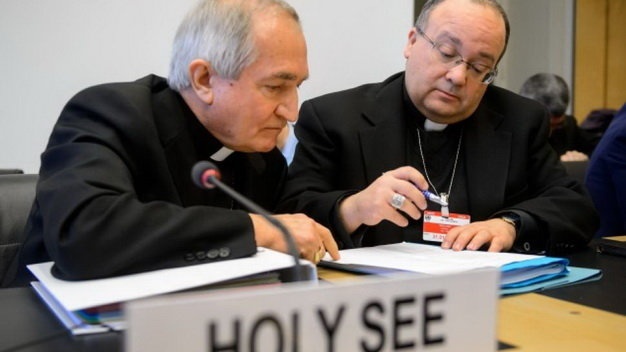 Vatican: can su dung bao luc chong IS hinh anh