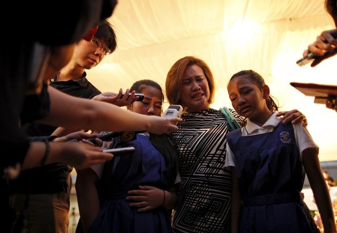 Mang xa hoi ngap tran loi tiec thuong ong Ly Quang Dieu hinh anh