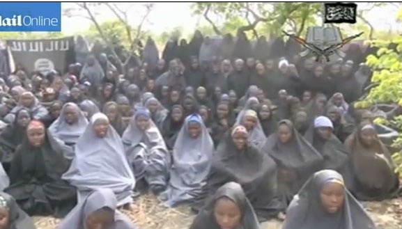 Phu nu trong tay 'IS chau Phi' hinh anh