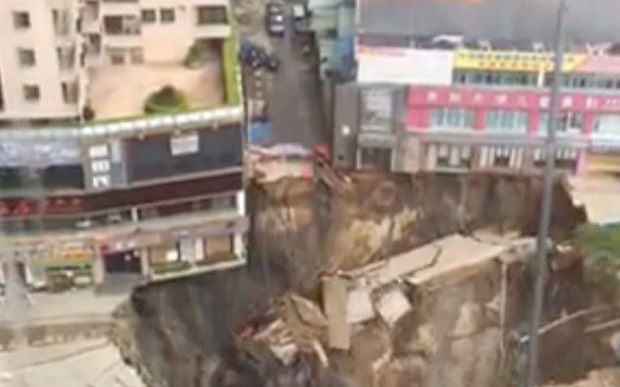 Khoanh khac duong sap tao thanh ho tu than o Trung Quoc hinh anh