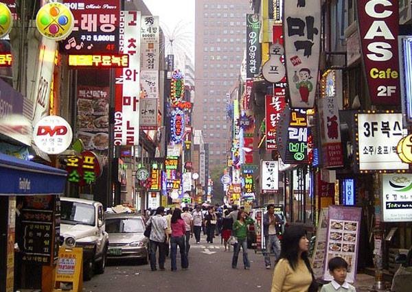 'Han - Trieu nhu hai hang xom thinh thoang cai nhau' hinh anh