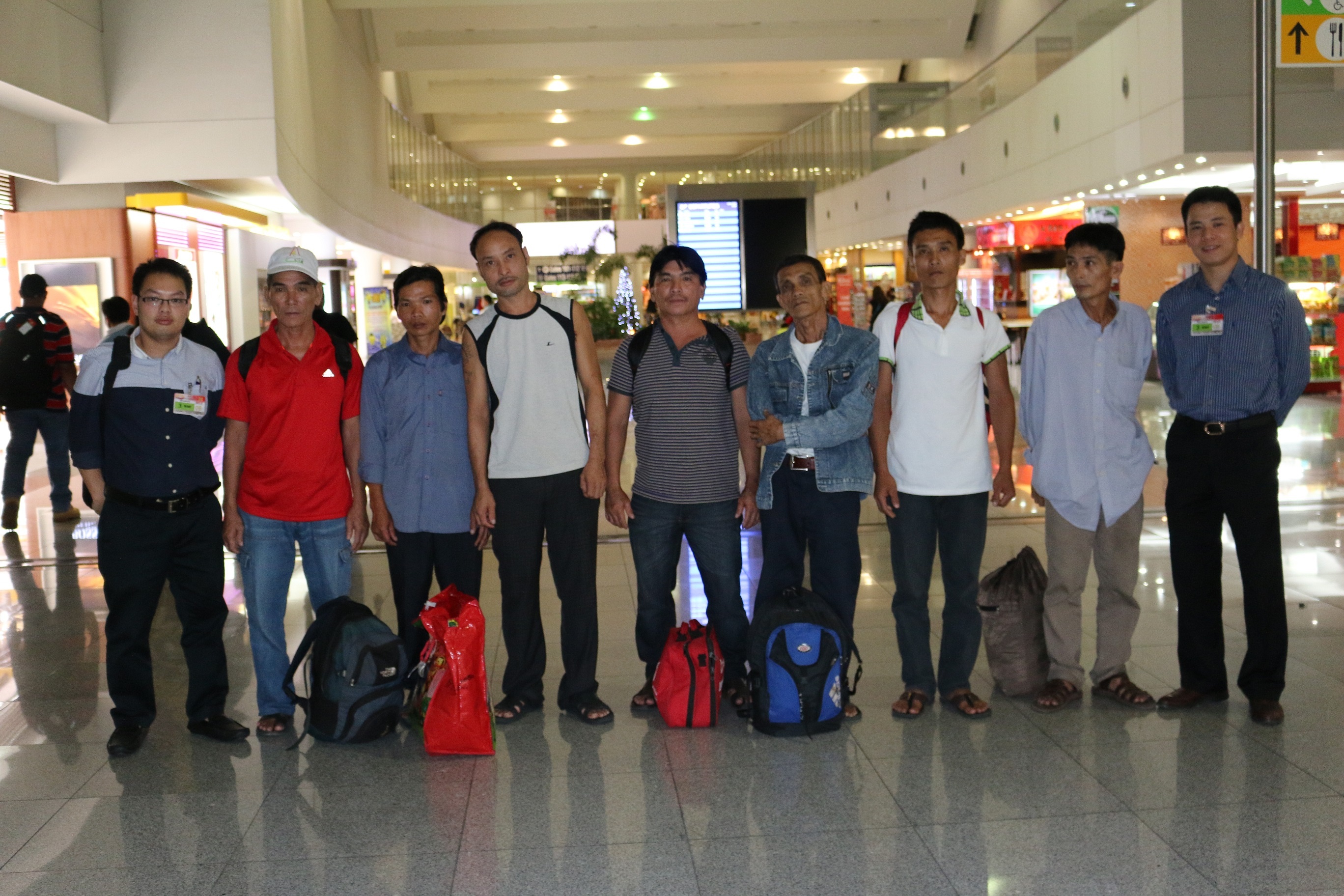 7 ngu dan Viet Nam bi bat tai Philippines ve nuoc hinh anh