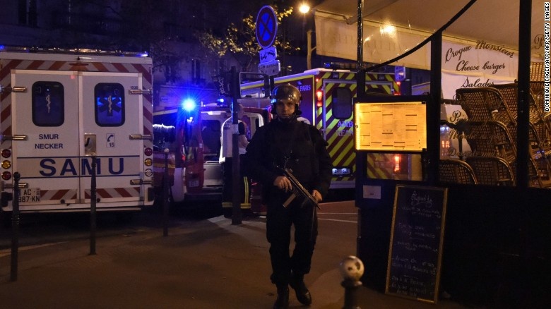 Nguoi Viet tai Paris hoang loan sau vu tan cong hinh anh