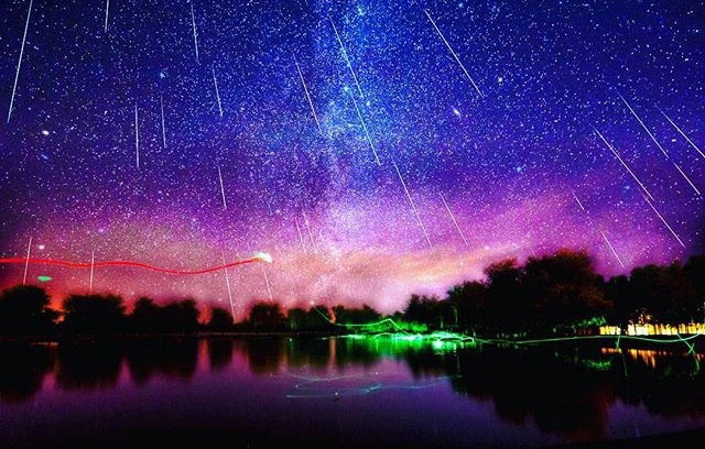 Canh mua sao bang ruc ro nhat nam hinh anh