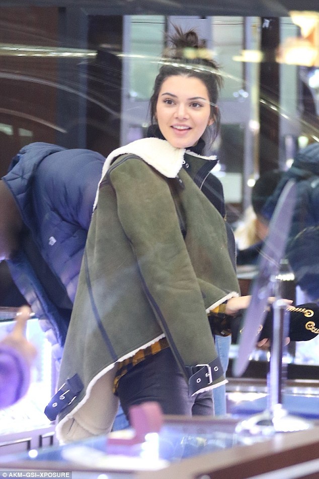 Kendall Jenner va AAP Rocky anh 3