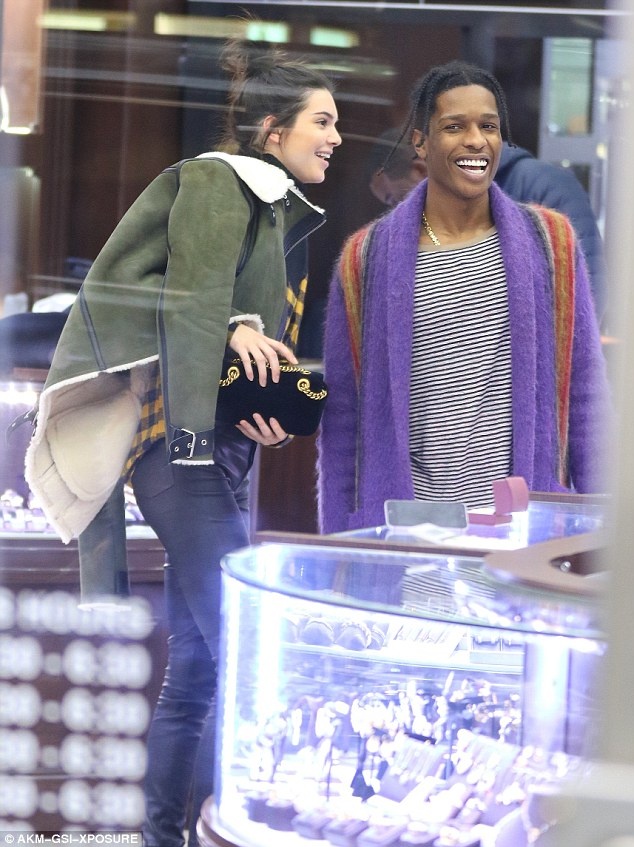 Kendall Jenner va AAP Rocky anh 1