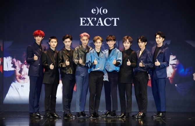 EXO bán được 7 triệu album ảnh 1 EXO ban duoc 7 trieu album anh 1