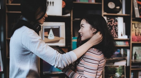 Cau chuyen lam quen - Quoc Thien hinh anh