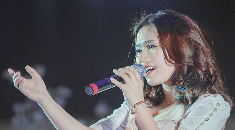 Clip moi cua Thuy Chi hut hang tram nghin luot xem hinh anh