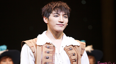 Thanh vien nhom 2PM nhap vien sau su co nguy hiem hinh anh