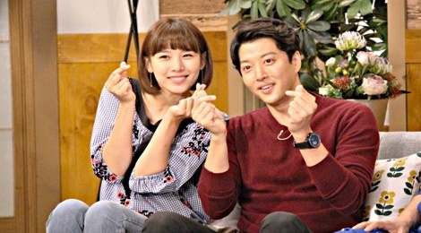 Ban gai moi chia se tinh yeu voi Lee Dong Gun hinh anh