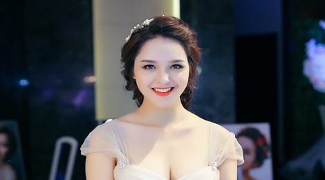 A hau Hoang Anh bi mat to chuc dam cuoi? hinh anh