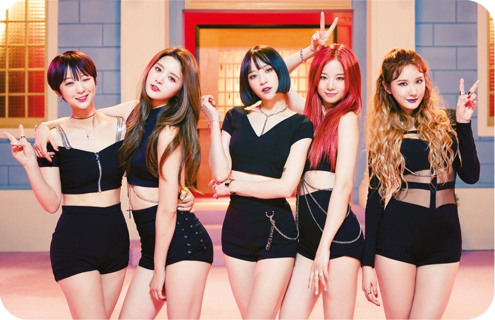 Nhom EXID than thien voi fan Viet khi vua ha canh xuong san bay hinh anh