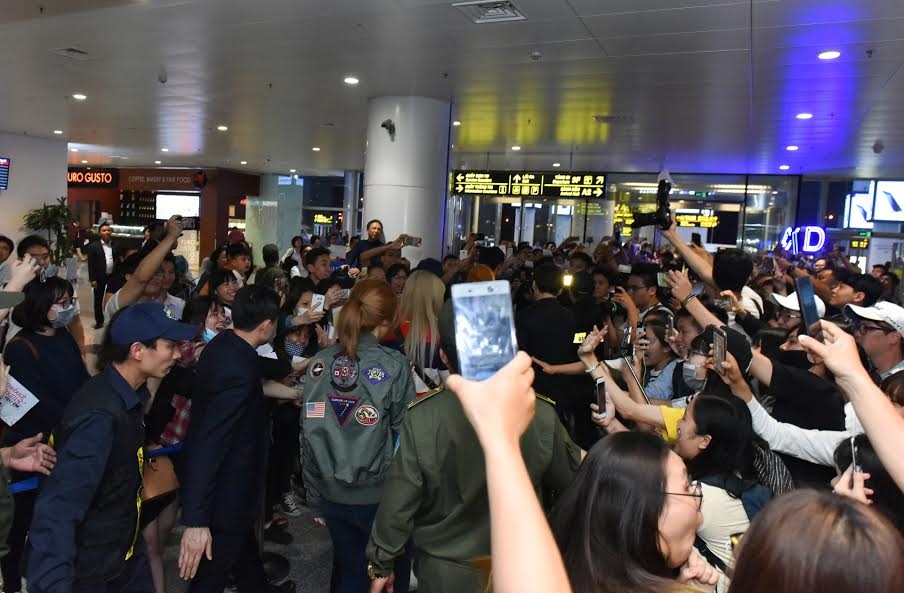 EXID den Viet Nam anh 3