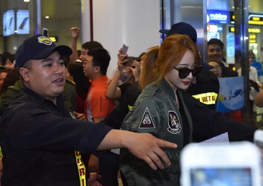 EXID den Viet Nam anh 4