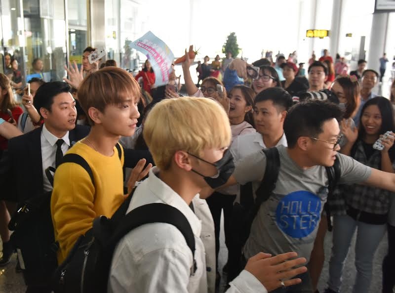 Seventeen, A Pink tới Việt Nam ảnh 6 Seventeen, A Pink toi Viet Nam anh 6