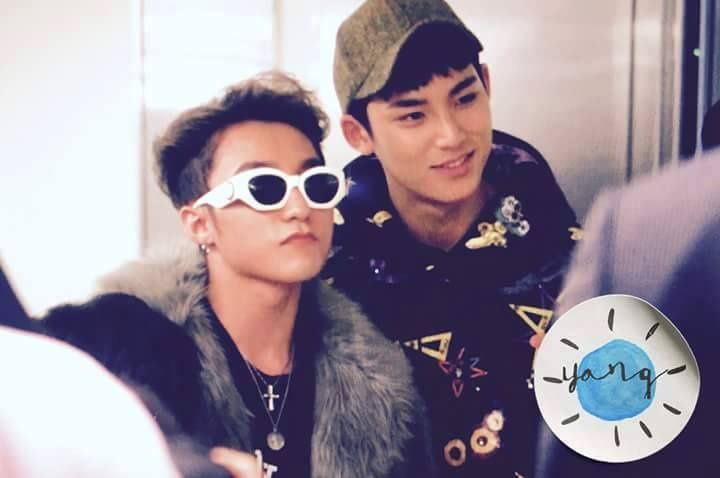 Son Tung Seoul Fashion Week anh 8