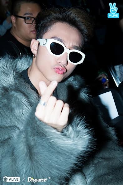 Son Tung Seoul Fashion Week anh 9