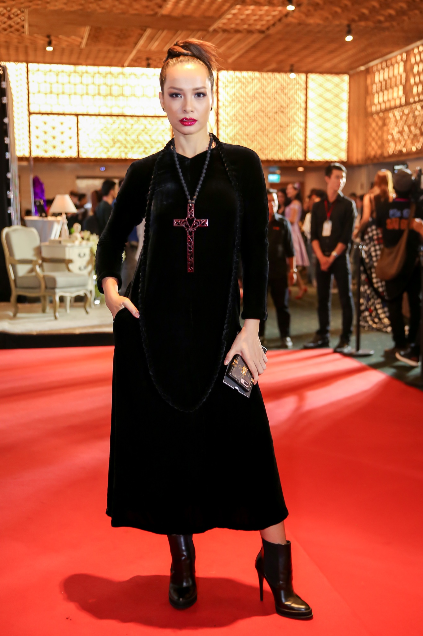 Dan sao Viet tai Tuan le thoi trang quoc te anh 11