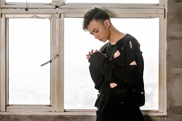 Sao Viet bat tay doi tac ngoai anh 3