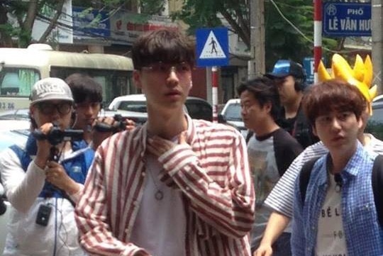 Dan sao Han 'Tan Tay Du Ky' den Ha Noi quay tai quan 'bun cha Obama'? hinh anh