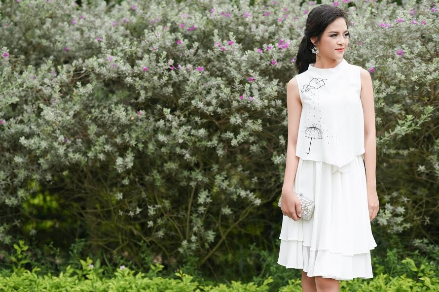 Hau truong chup hinh cua Thu Quynh hinh anh