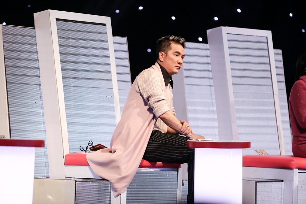 Hoc tro Quang Le quen loi anh 8