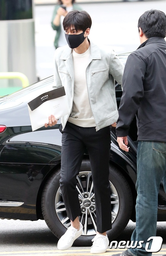 Lee Min Ho nhap ngu anh 4