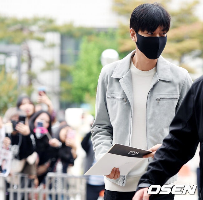 Lee Min Ho nhap ngu anh 6