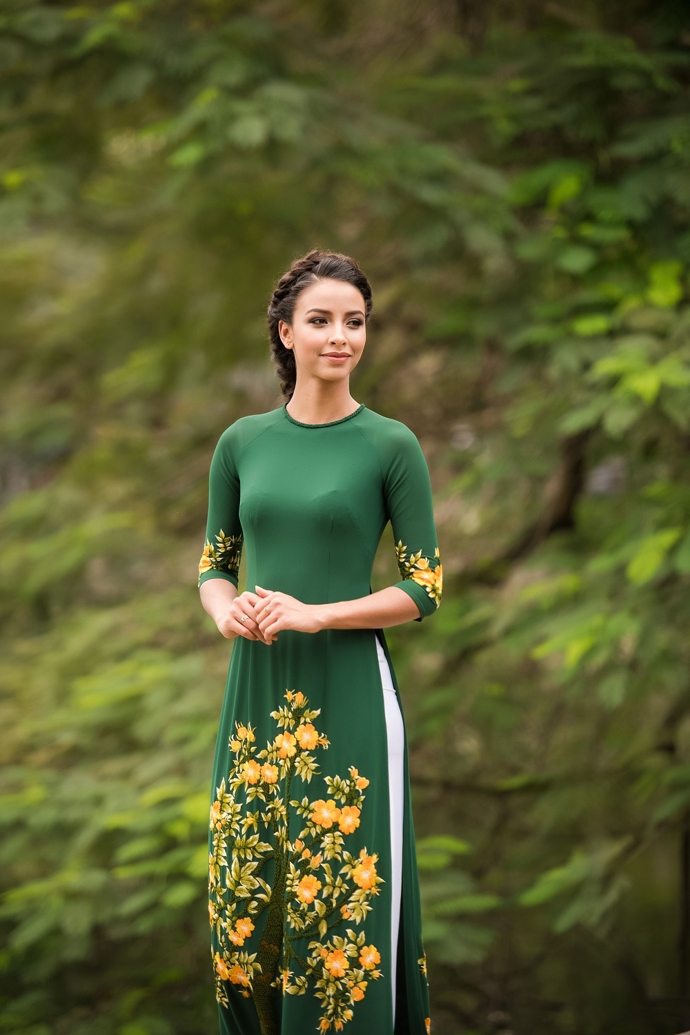 Hoa hậu Pháp dạo Hồ Gươm ảnh 7 Hoa hau Phap dao Ho Guom anh 7