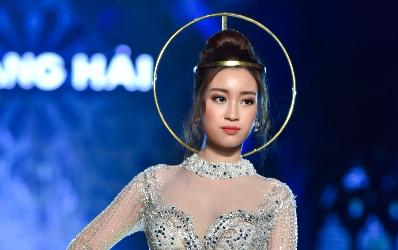 Show dien Hoang Hai hinh anh