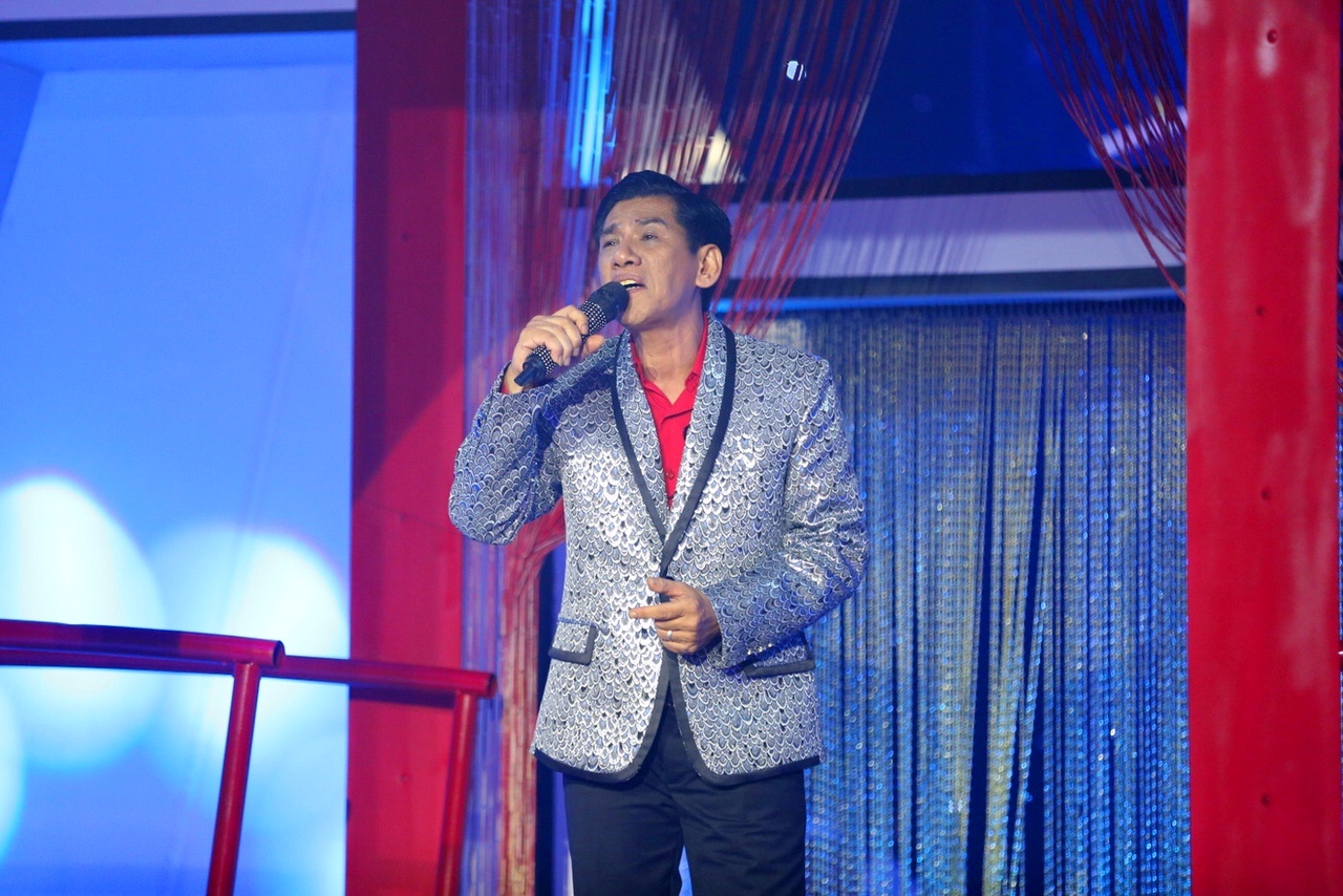 Duc Minh dang quang Quan quan Tinh Bolero anh 4