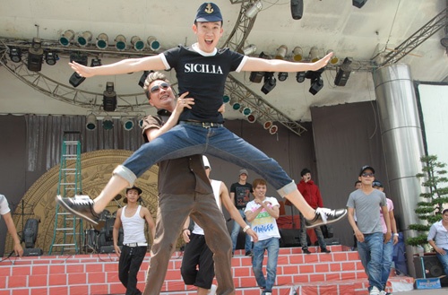 Dam Vinh Hung va Duong Trieu Vu anh 3