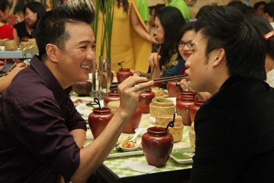 Dam Vinh Hung va Duong Trieu Vu anh 6