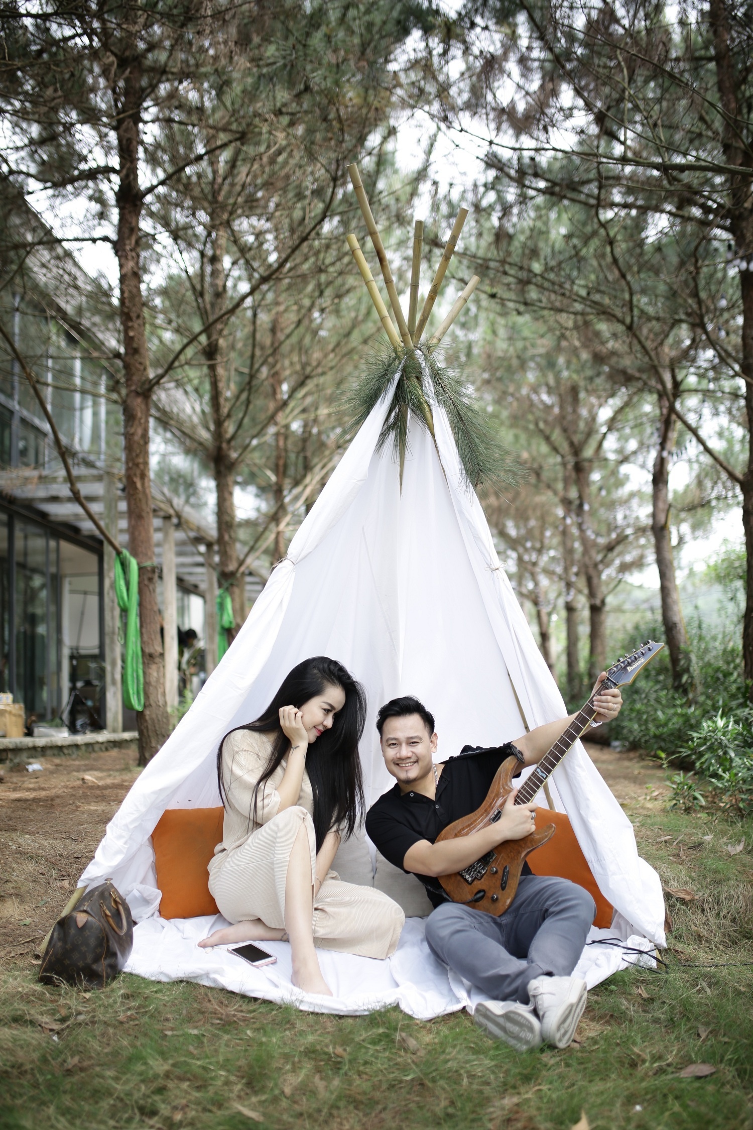 nhac si Nguyen Duc Cuong yeu vu hanh nguyen anh 2