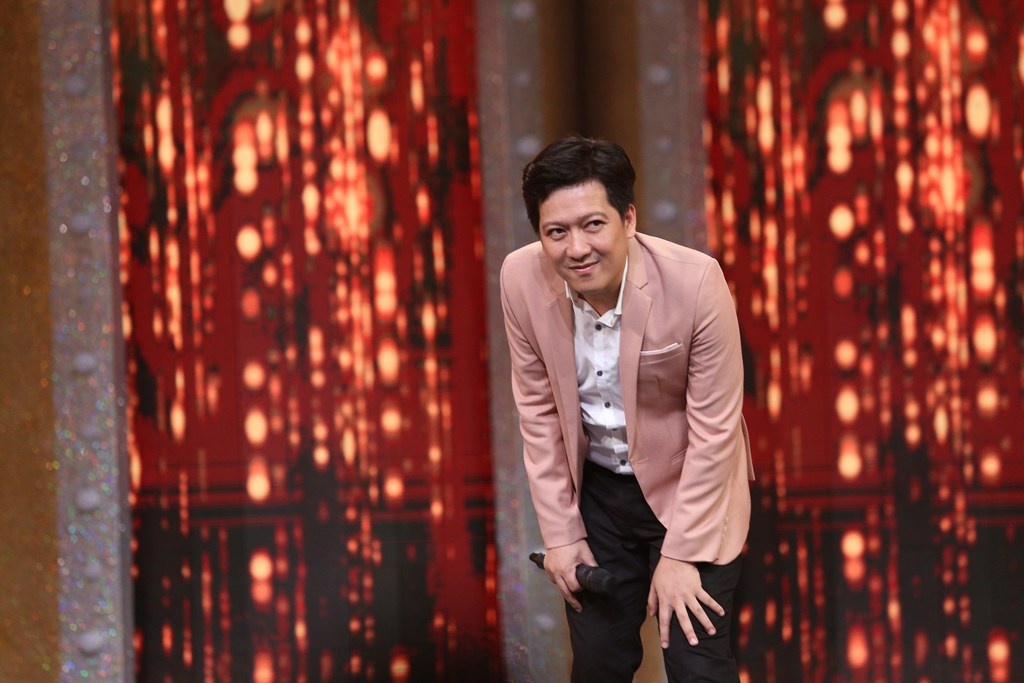 Ngoc Son khoc o ca si giau mat anh 8