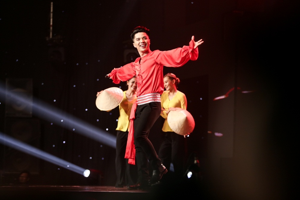 Than tuong Bolero anh 2