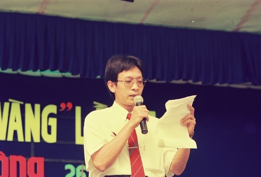 Lai Van Sam nghi huu anh 1