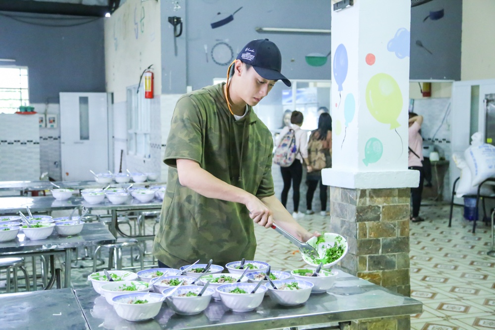 Rocker Nguyen lam tu thien anh 1