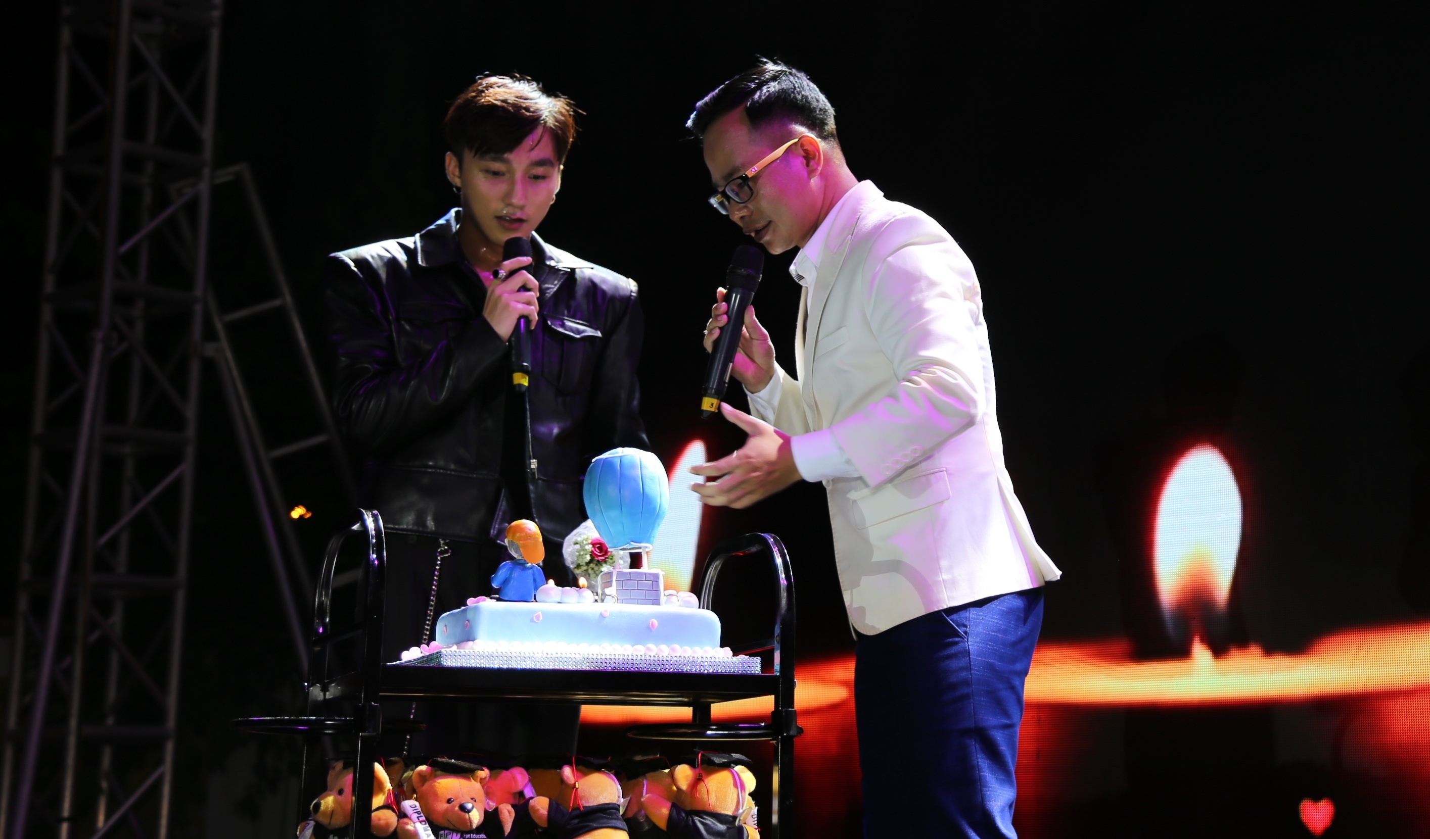 Noi nay co anh - Son Tung hinh anh