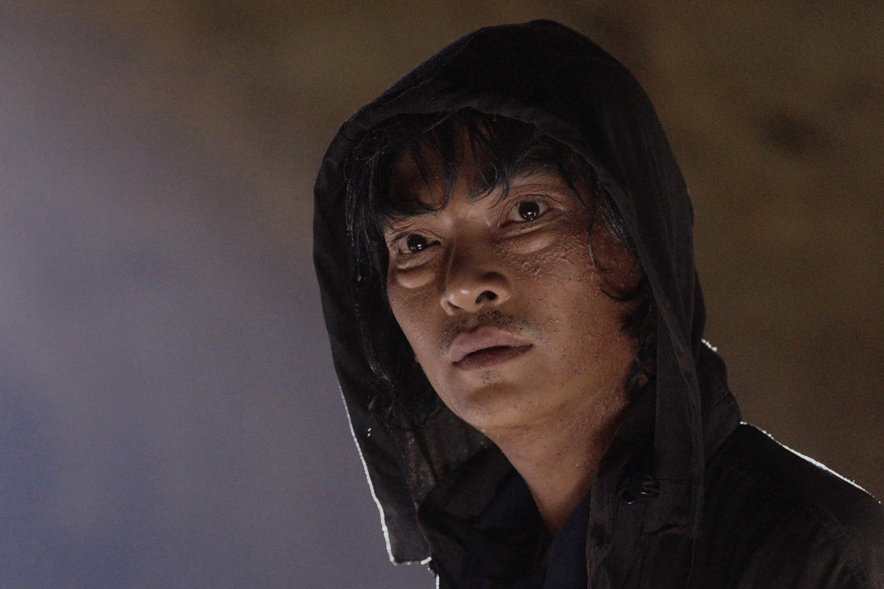 Khuong Ngoc mat hai tieng de hoa trang thanh nhan vat di dang hinh anh