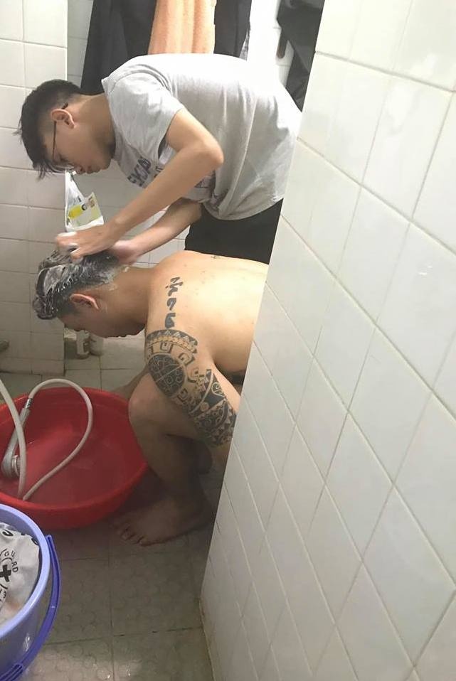 nghệ sĩ việt ủng hộ Đông hùng ảnh 2 nghe si viet ung ho Dong hung anh 2