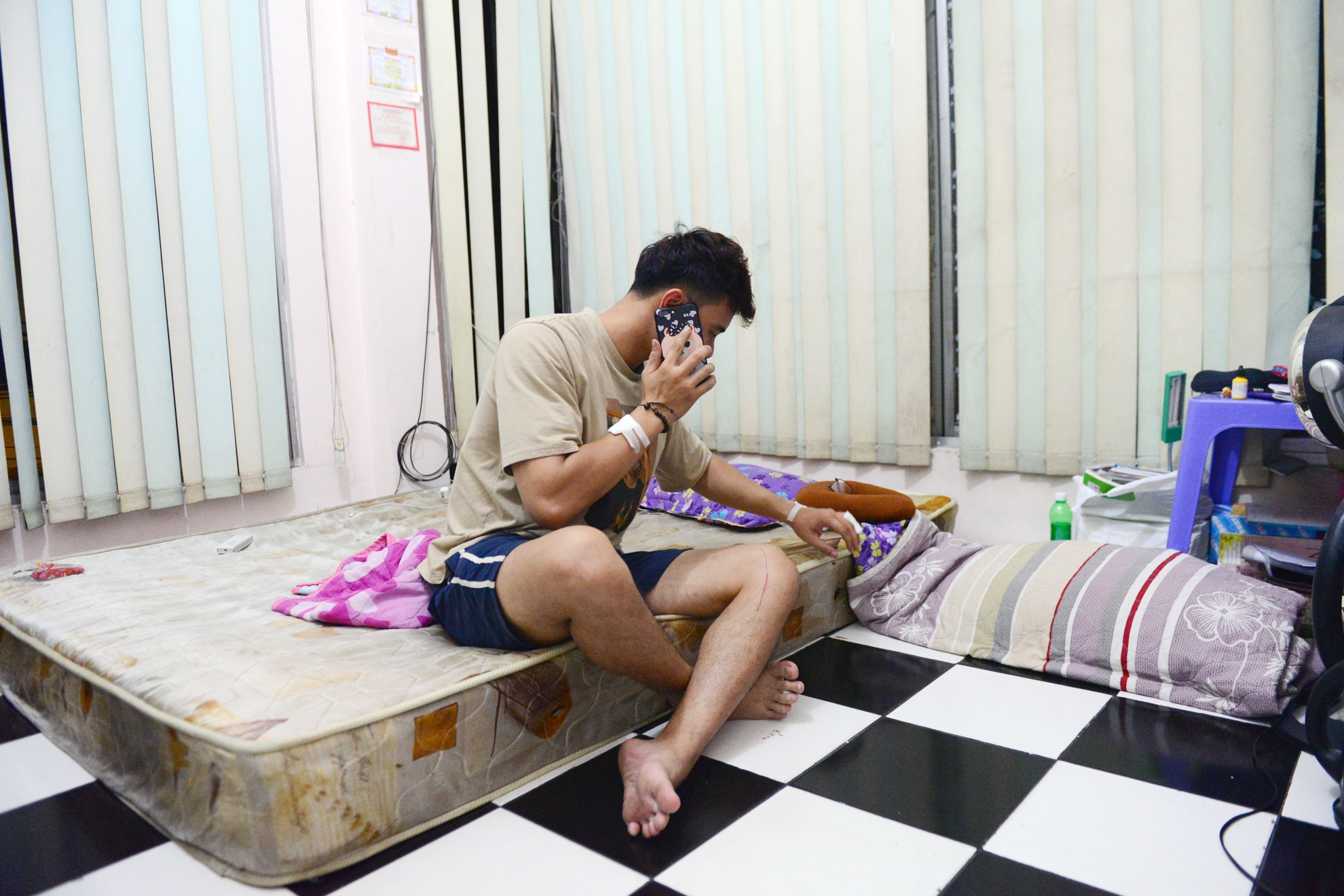 đông hùng trả nợ cho mẹ ảnh 3 dong hung tra no cho me anh 3